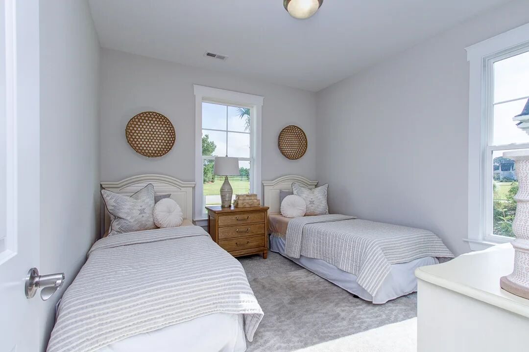 https://assets.windsorhomes.us/img/Midland 2_D_SH_lot926_140_Twining_Rose_Ln_bedroom.webp
